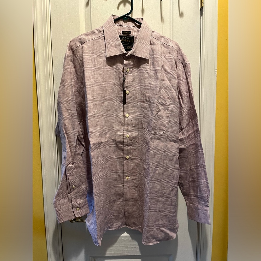 Jos. A. Bank Dress Shirt Size XL Linen.